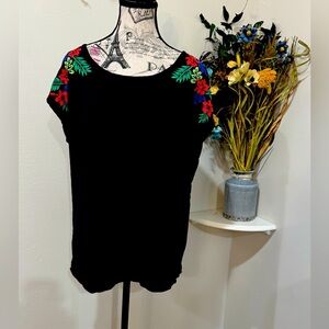 Talbots Floral Embroidered dark Blue Sleevless Top size Large